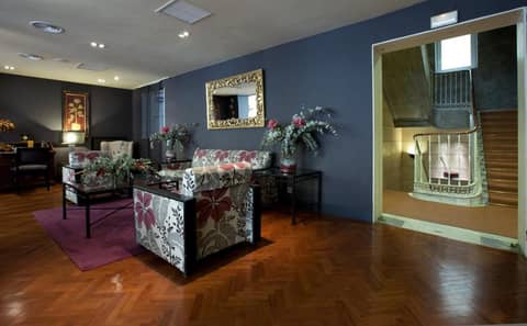 Hotel Moderno Puerta del Sol — lounge