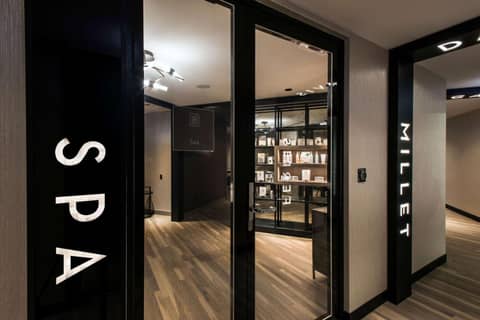 LondonHouse Chicago, Curio Collection by Hilton — spa