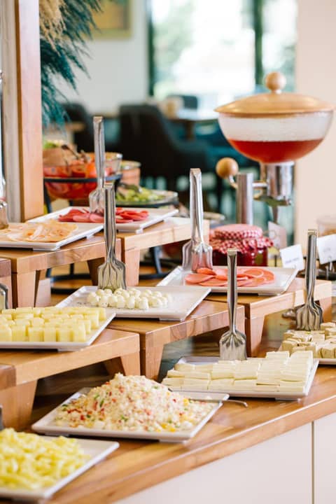 Marble Hotel — dining