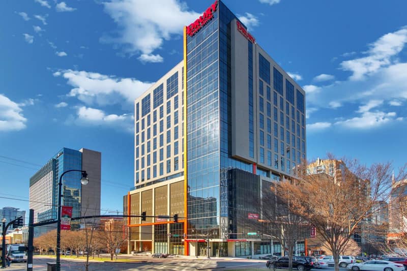 Drury Plaza Hotel Nashville Downtown — building