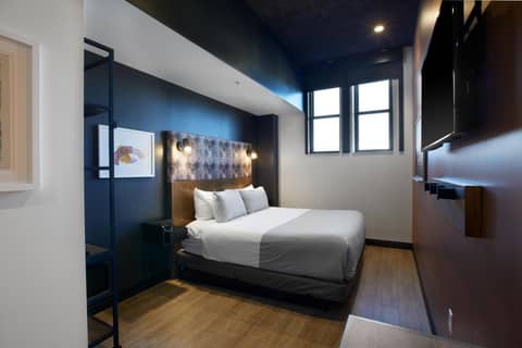 1 King Bed, Micro Room, Non-Smoking — the supplier's photographs — photo 1