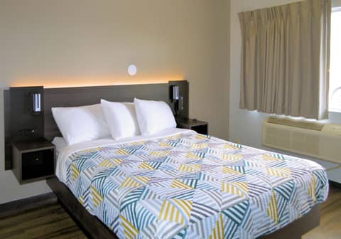 Motel 6-Reno, NV - Livestock Events Center — photo 7