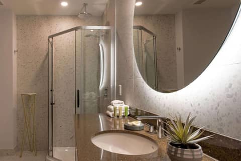 Hotel Royal William, an Ascend Collection Hotel — photo 7