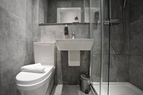 The 29 London — bathroom