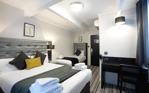 The 29 London — hotel room
