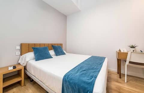Nanit Valencia Hostel — hotel room