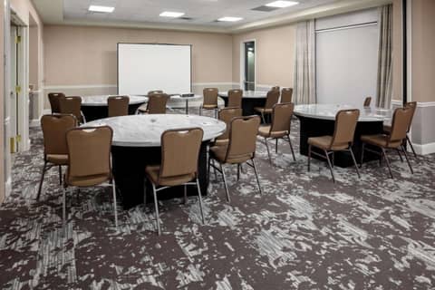 Hilton Garden Inn Atlanta Perimeter Dunwoody — photo 3