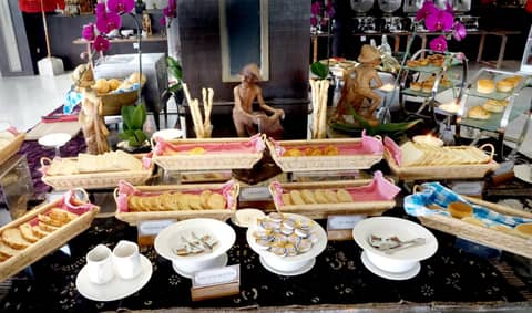 Lv8 Resort Hotel — dining