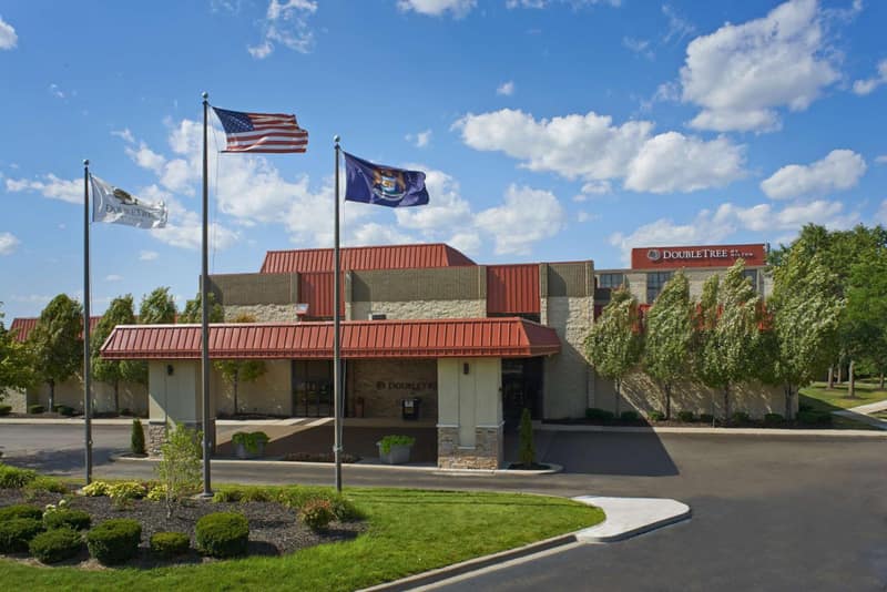 DoubleTree by Hilton Dearborn — building