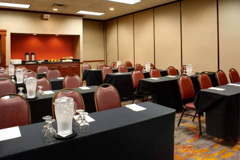DoubleTree by Hilton Dearborn — photo 3