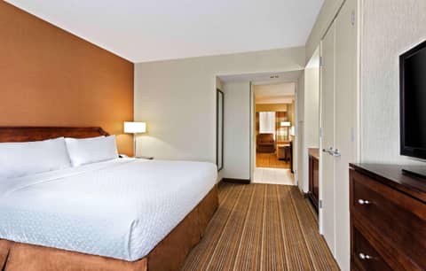 DoubleTree by Hilton Dearborn — photo 7
