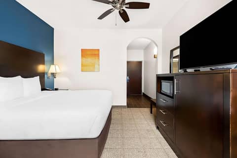 Comfort Suites New Orleans East — photo 8