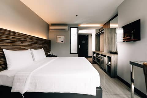 Spenza Hotel — hotel room