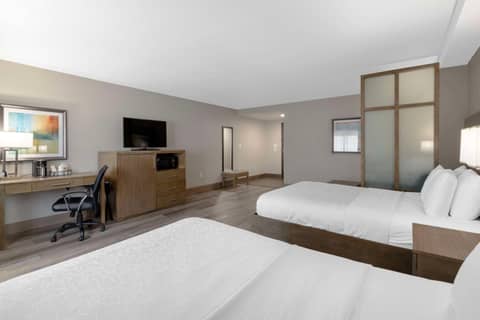 Best Western Plus Downtown North — photo 9