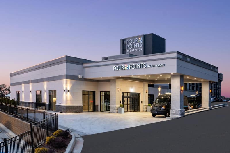 Four Points by Sheraton Atlanta Airport West — building