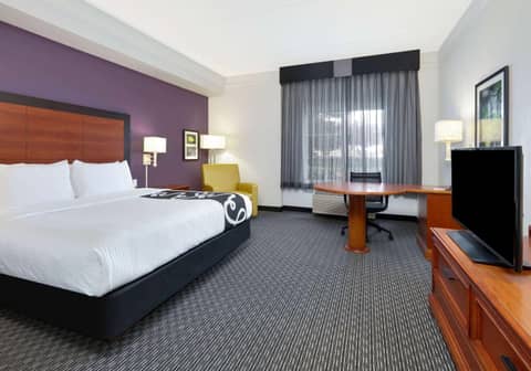 La Quinta by Wyndham Dallas North Central — photo 4