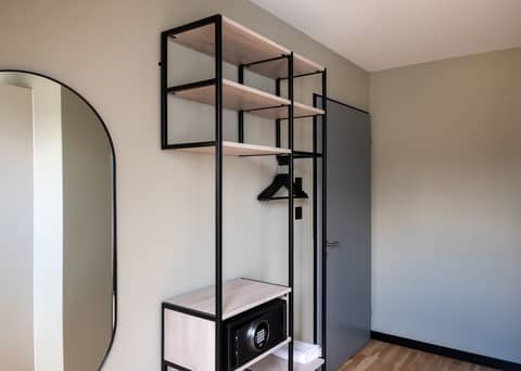 Numa Zurich Craft — hotel room