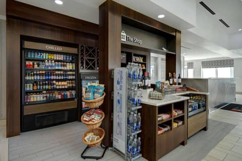 Hilton Garden Inn Detroit Metro Airport — photo 3