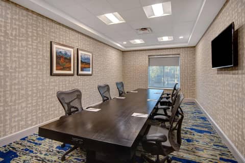 Hilton Garden Inn Detroit Metro Airport — photo 4