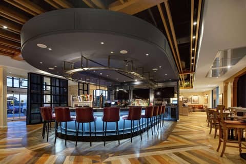 Doubletree by Hilton Toronto Airport, ON — photo 6