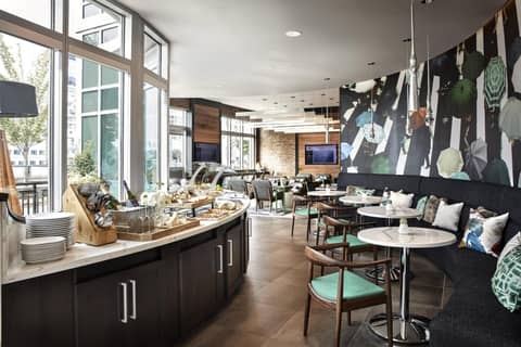 Seattle Marriott Waterfront — dining