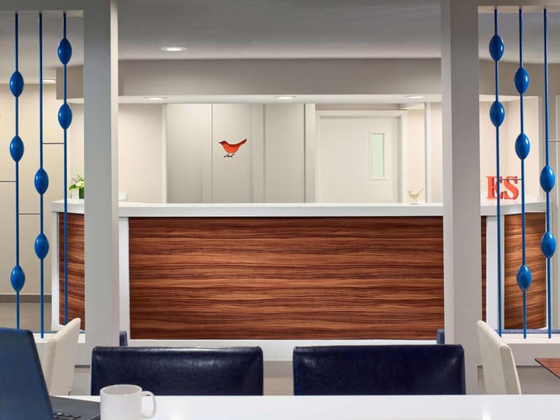 Sonesta Simply Suites Cleveland Airport — recepcion & lobby
