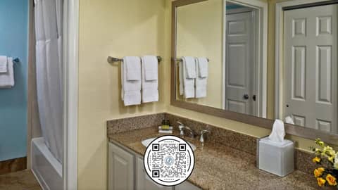 Sonesta Simply Suites Cleveland Airport — bathroom
