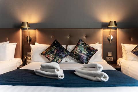 The House on Warwick — hotel room