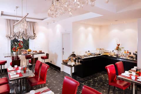 Hotel Ares Eiffel — photo 9