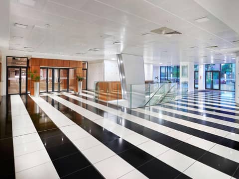 Novotel London West — hotel reception