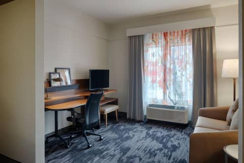 Fairfield Inn & Suites by Marriott Columbus Airport — photo 9