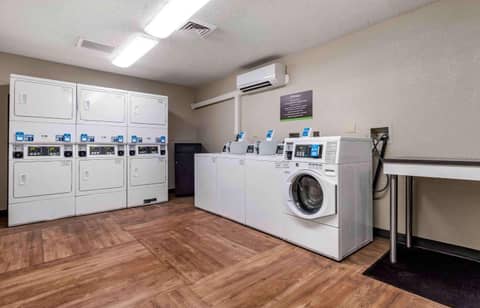 Extended Stay America Premier Suites - Charlotte - Pineville - Pineville Matthews Rd. — photo 9