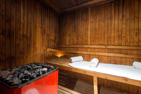 Kennedy Hospitality Resort — recepcion & lobby
