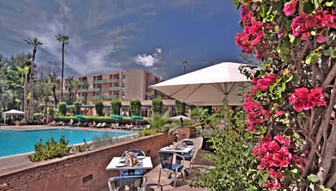 Kennedy Hospitality Resort — recepcion & lobby