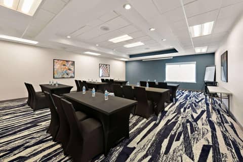 Comfort Suites Columbus East Broad — photo 4