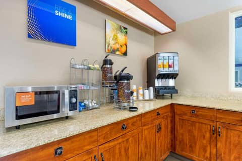 Comfort Suites Lakewood - Denver — photo 5