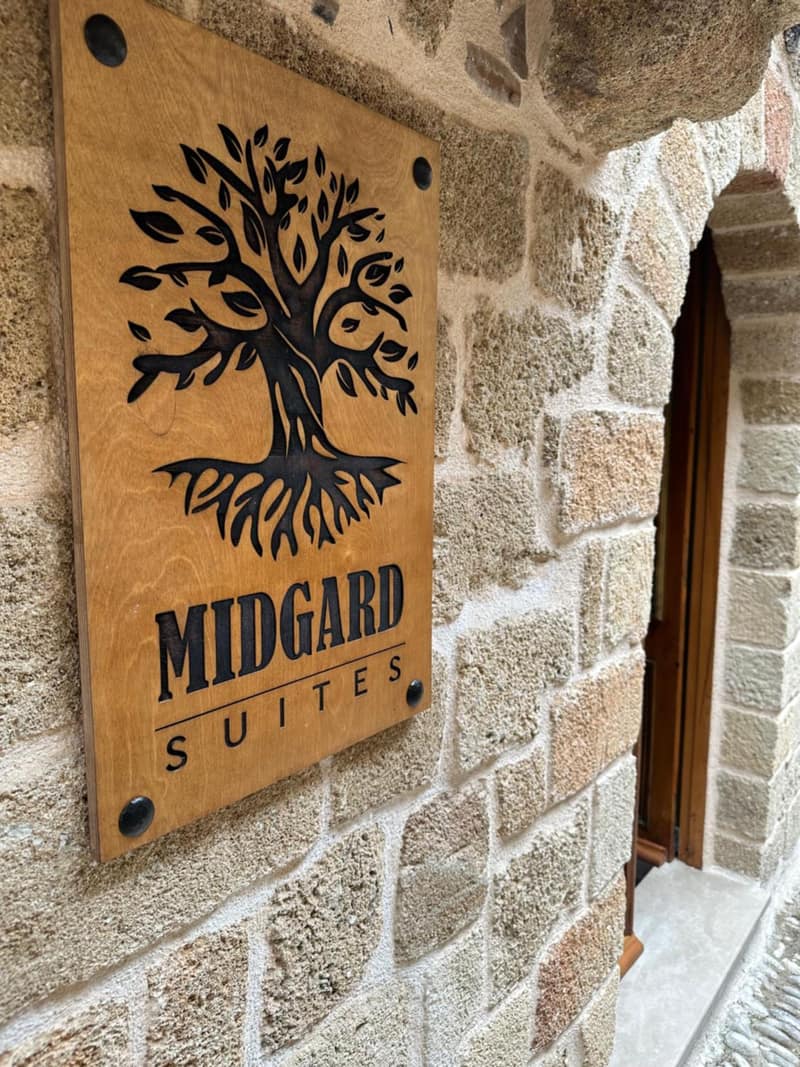 Midgard Suites (Medieval Town) — building