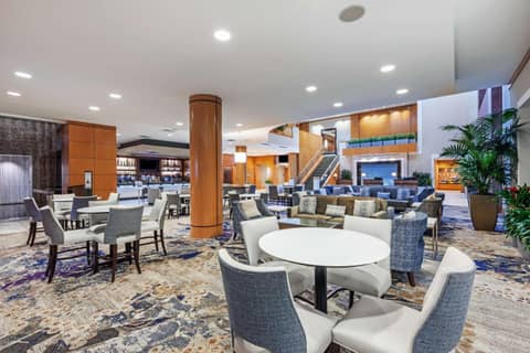Embassy Suites by Hilton Houston-Energy Corridor — photo 3