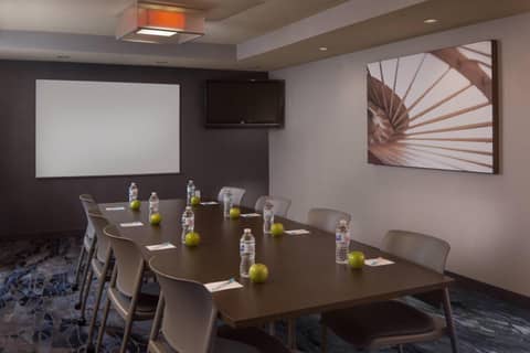 Fairfield Inn & Suites by Marriott Orlando Lake Buena Vista — photo 9