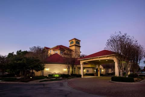 Fairfield by Marriott Inn & Suites Austin Southwest — photo 3