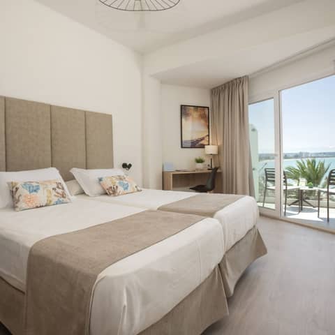 Hotel Las Arenas — photo 8