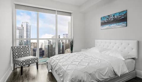 Life Suites Loft - CN Tower — photo 3