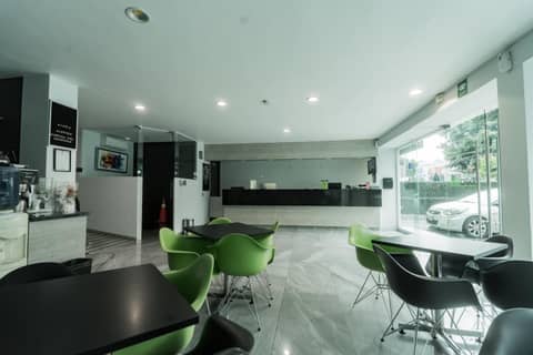 HOTEL LEMON GREEN -Zona Expo Frente al Centro de Convenciones — photo 9