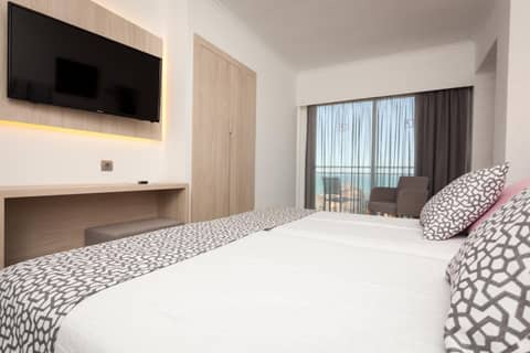 Hotel Timor — hotel room