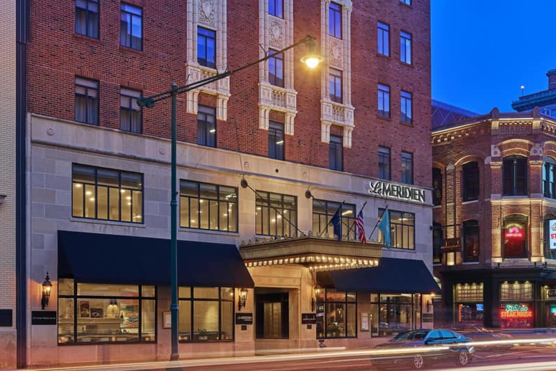 Le Meridien Indianapolis — building