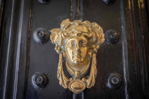 Albany House — photo 9
