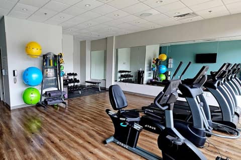 Wyndham Garden Atlanta Airport — activities & amenities