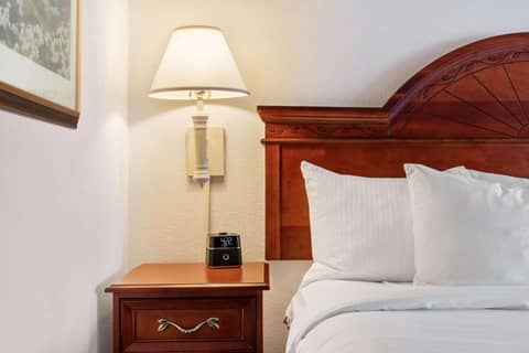 Stay Well Inn & Suites — photo 2