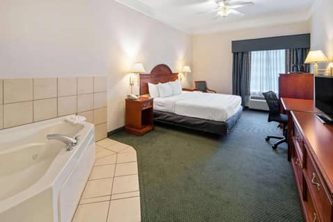 Stay Well Inn & Suites — photo 6