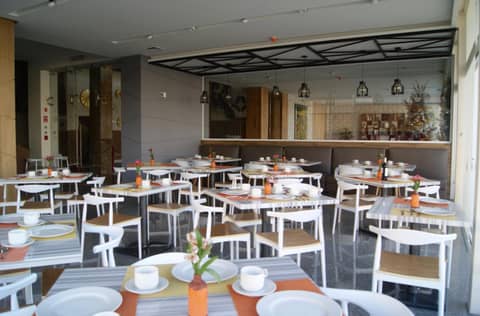 Hotel Velvet Plaza — photo 5